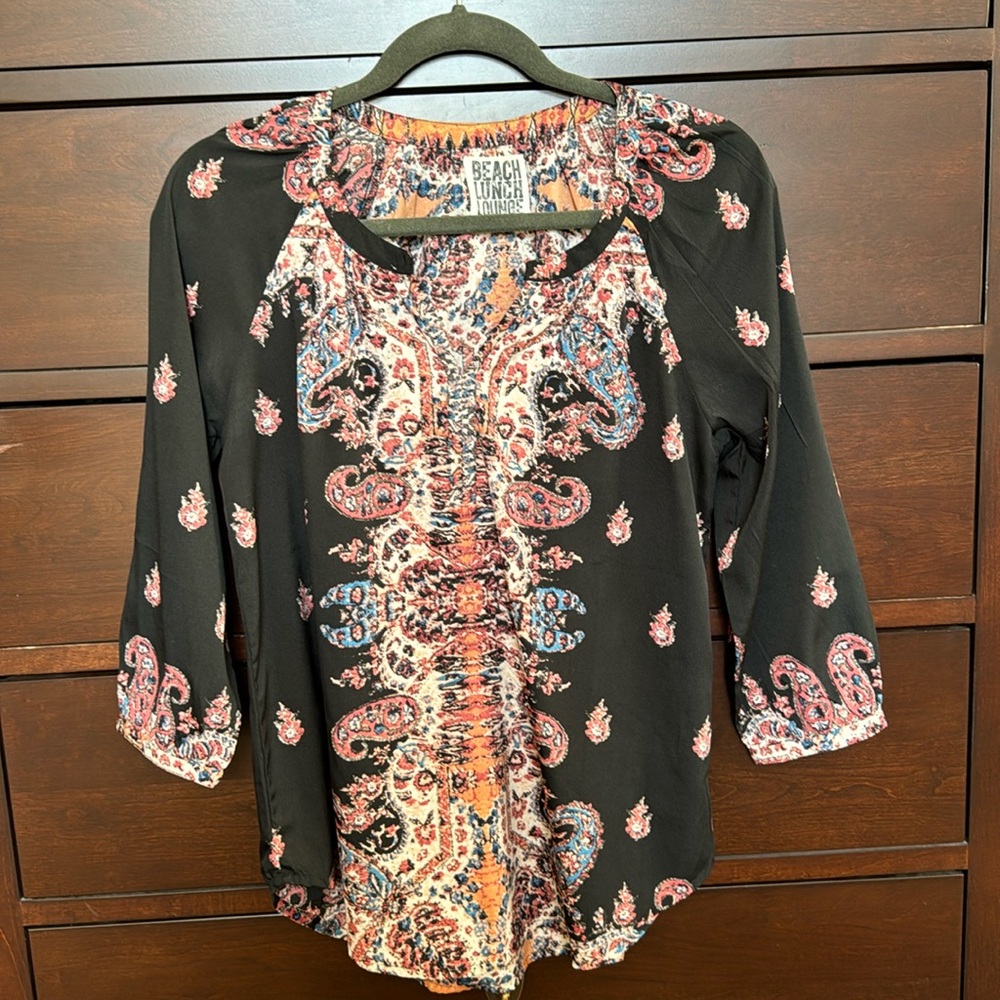 Woman’s blouse